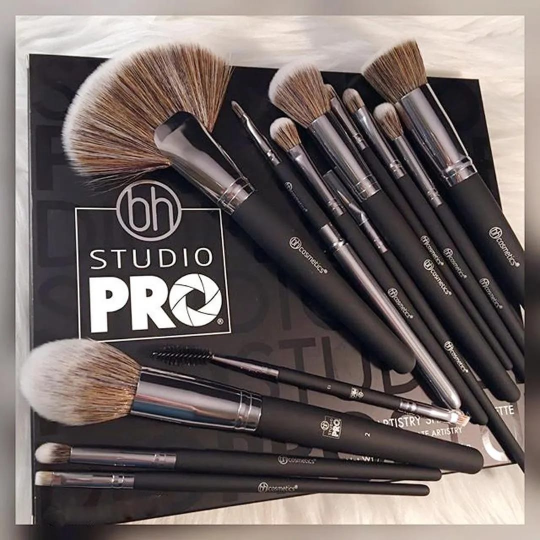 BH Studio Pro 13 Piece Makeup Brush Set - The Complete Professional Essential Kit | By Zelriya - Zelriya